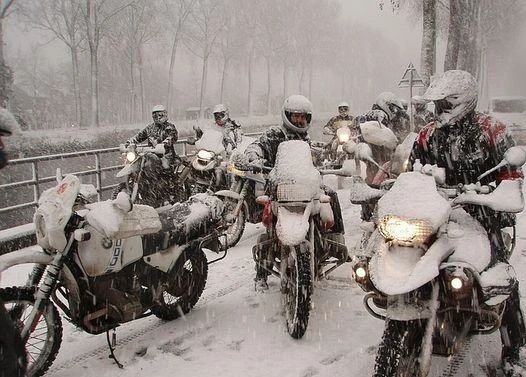 40-motorcycle throttle